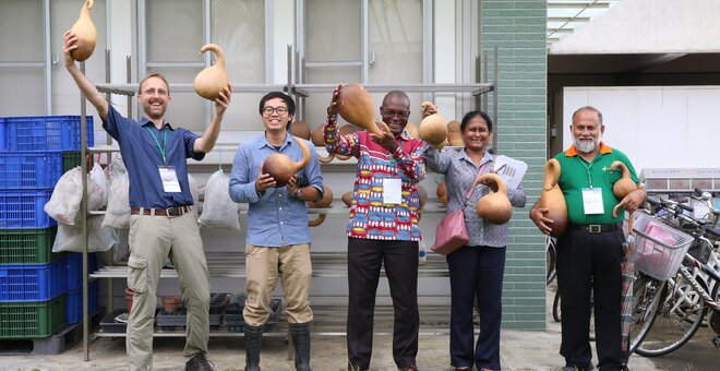 The Crop Trust team visits the World Vegetable Center